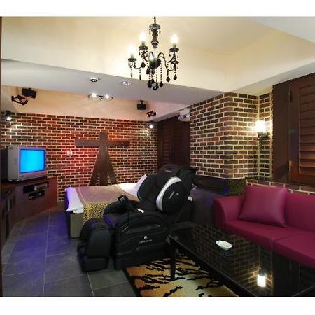 Hotel Shasha Toyonaka (Adults Only) Екстериор снимка
