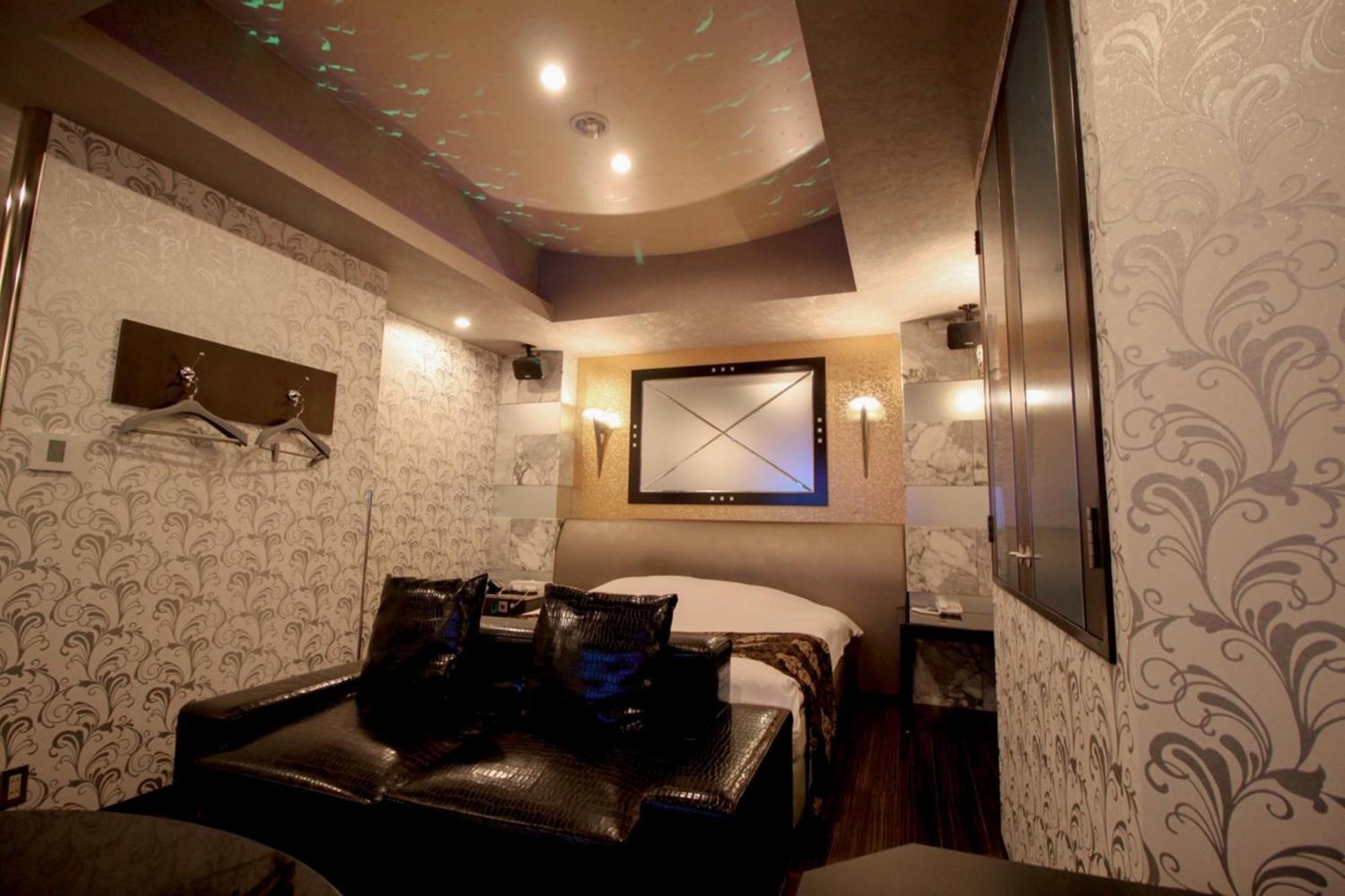 Hotel Shasha Toyonaka (Adults Only) Екстериор снимка