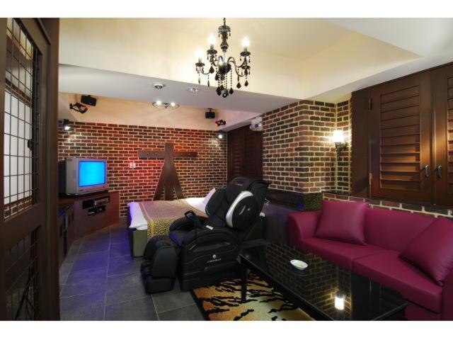 Hotel Shasha Toyonaka (Adults Only) Екстериор снимка
